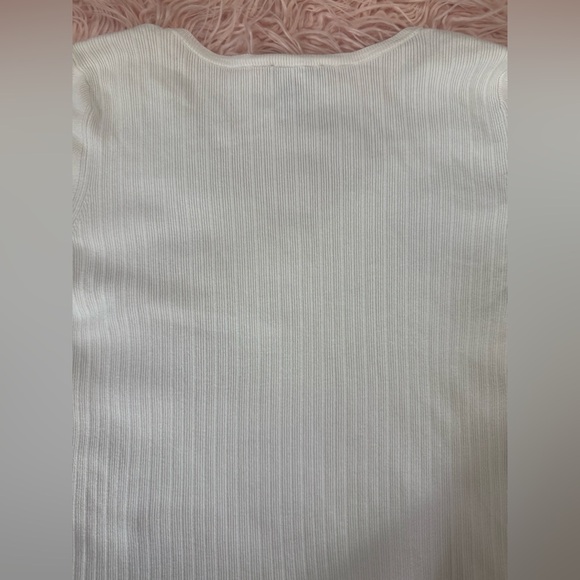 White House Black Market v-neck long sleeve sweater - Picture 9 of 9